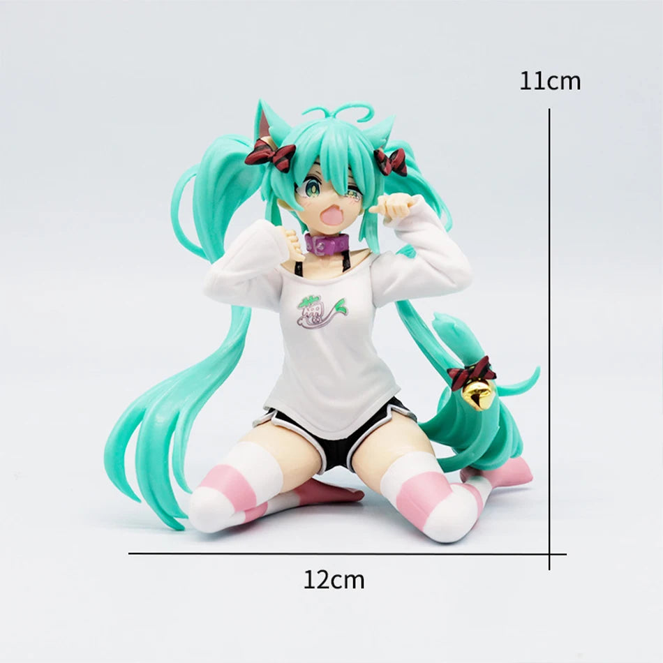 HM  Anime Figurine