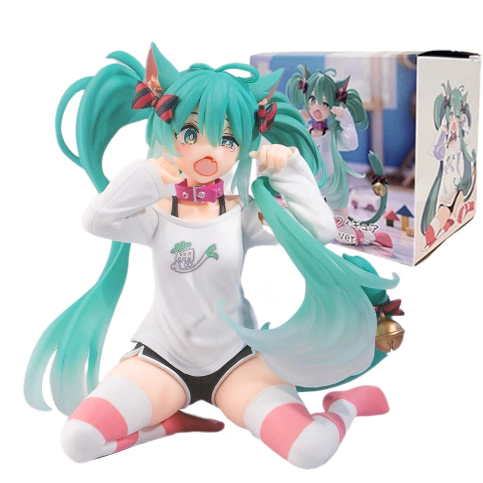 HM  Anime Figurine