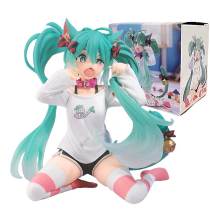 HM  Anime Figurine